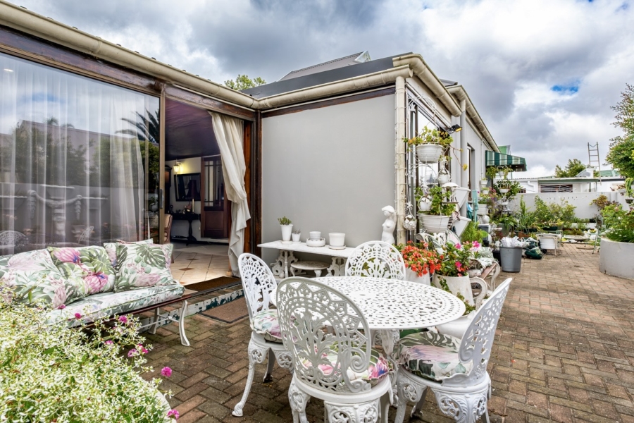 2 Bedroom Property for Sale in King George Park Western Cape